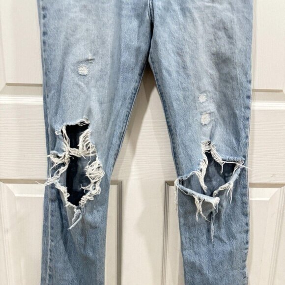 Women’s Levi’s Denim Jeans 28x28 Distressed Pants Big E - Picture 3 of 10